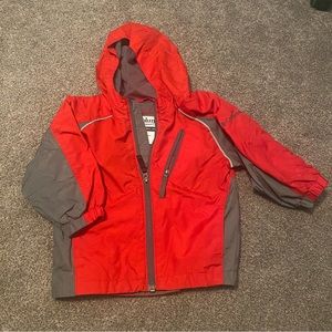 2T Red Columbia Wind Breaker